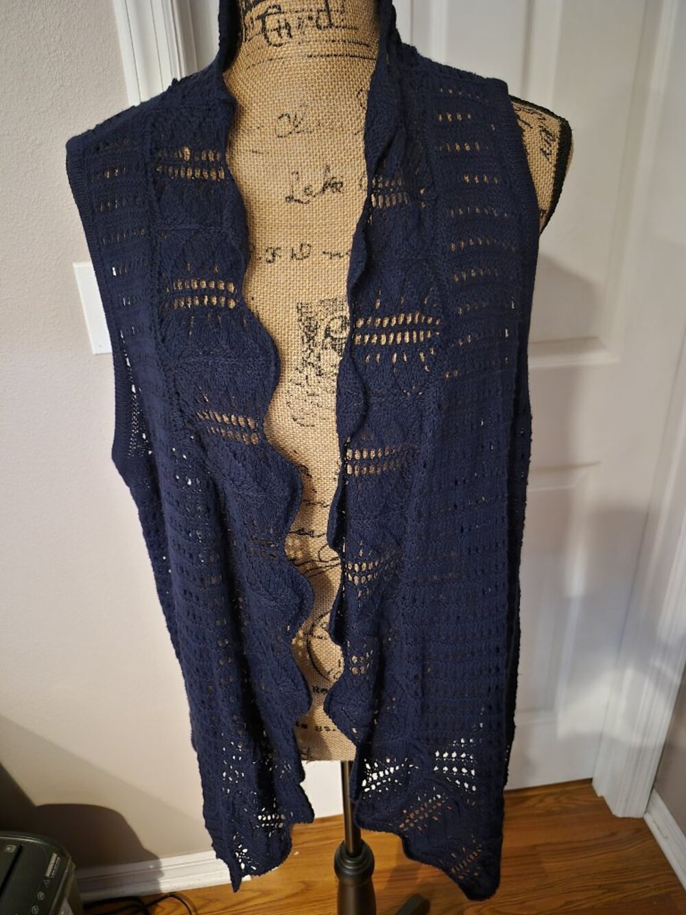 LizClaiborne New York Navy Blue Crochet Vest/Cardigan XL